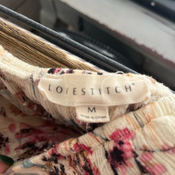 Floral Off the Shoulder top - Picture 3 of 3